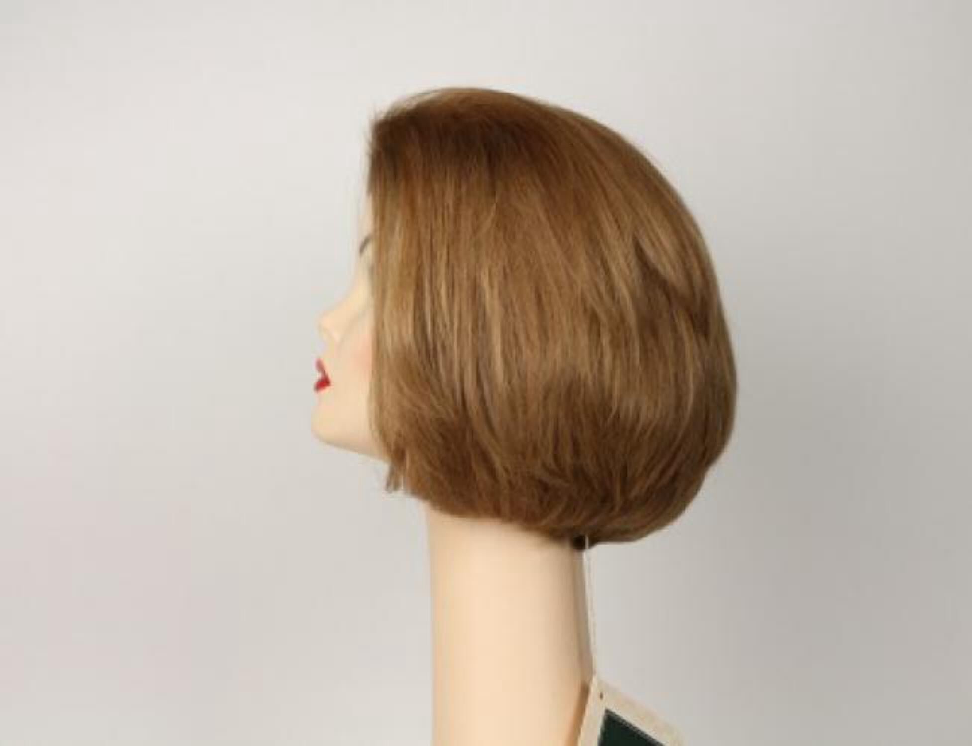 European Human Hair Freeda Wig Medium-Light Blonde Dorothy With Red Tones Size Small