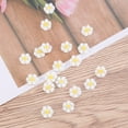 thumbnail image 4 of 20 flores artificiales de plástico de 9 mm para manualidades, margaritas, accesorios para proyectos artísticos (blanco), 4 of 5