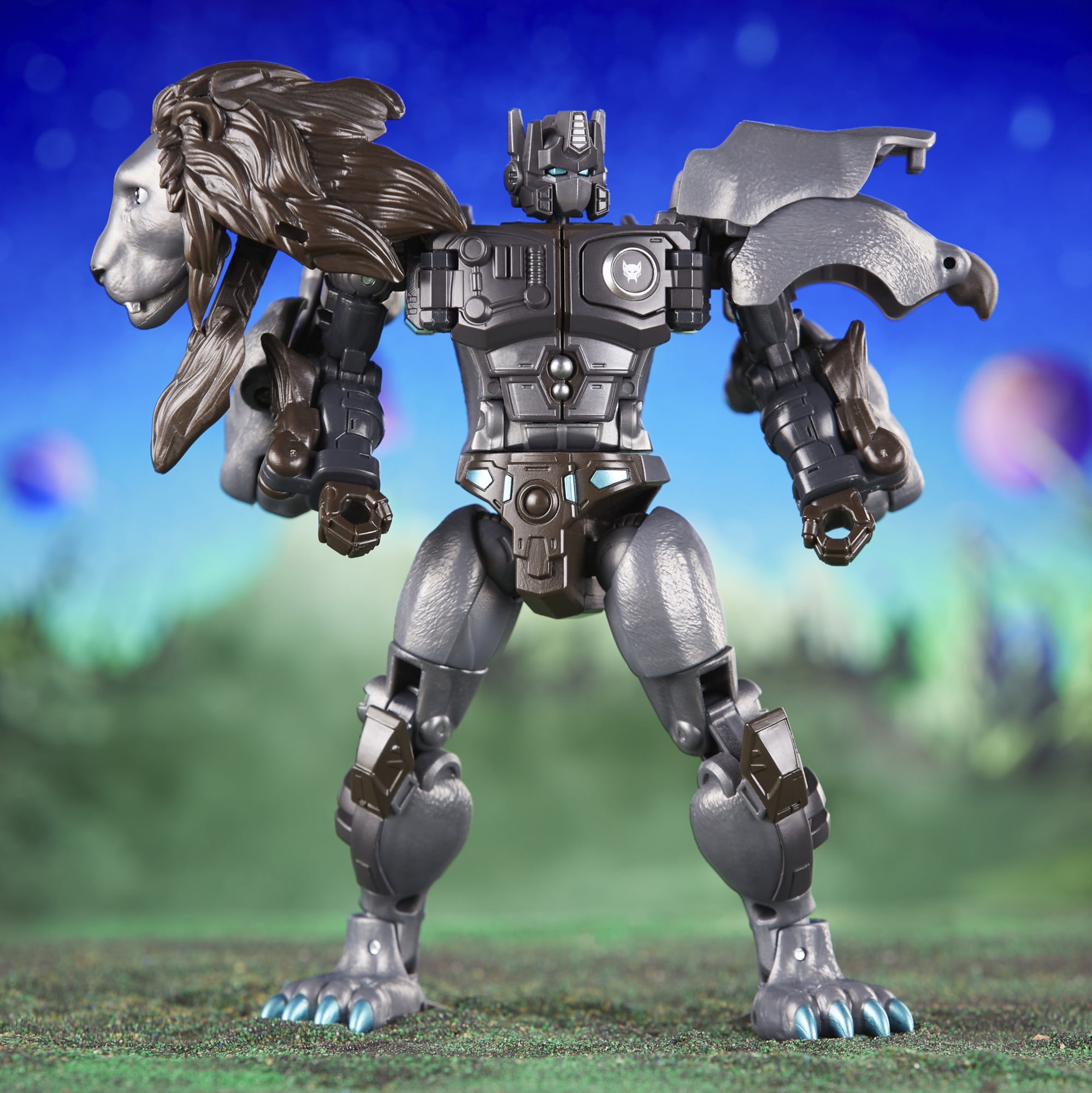 Transformers Legacy Evolution Voyager Nemesis Leo Prime Converting Action Figure (7”)