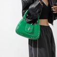 thumbnail image 3 of Bolso de mano con remaches de PU para mujer, bolso cruzado sólido con asa superior, bolso de hombro (verde), 3 of 6