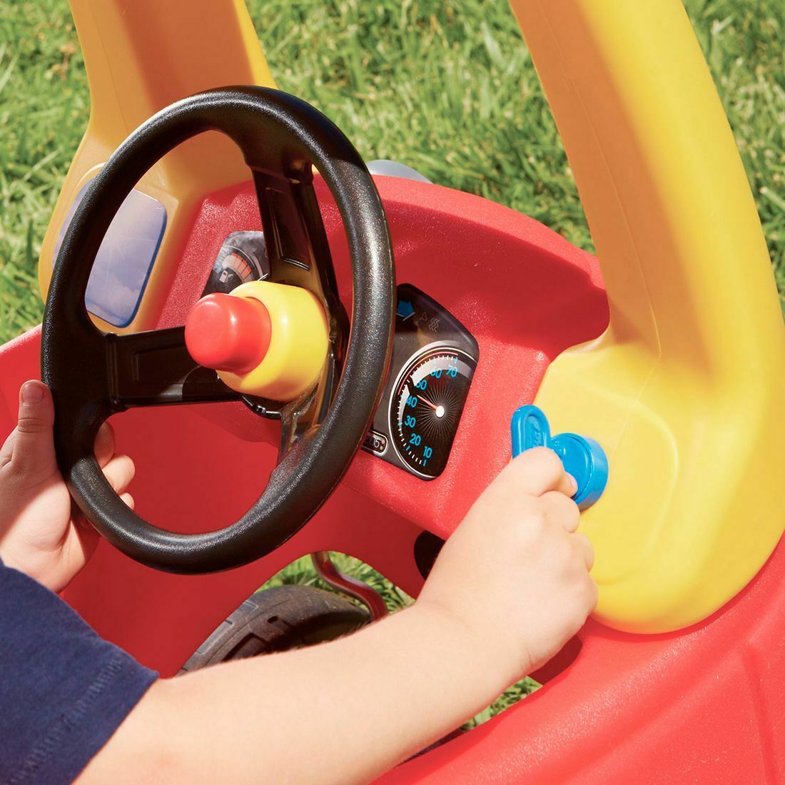 Little Tikes Cozy Coupe Ride On Toy for Toddlers and Kids! - image 3 of 5