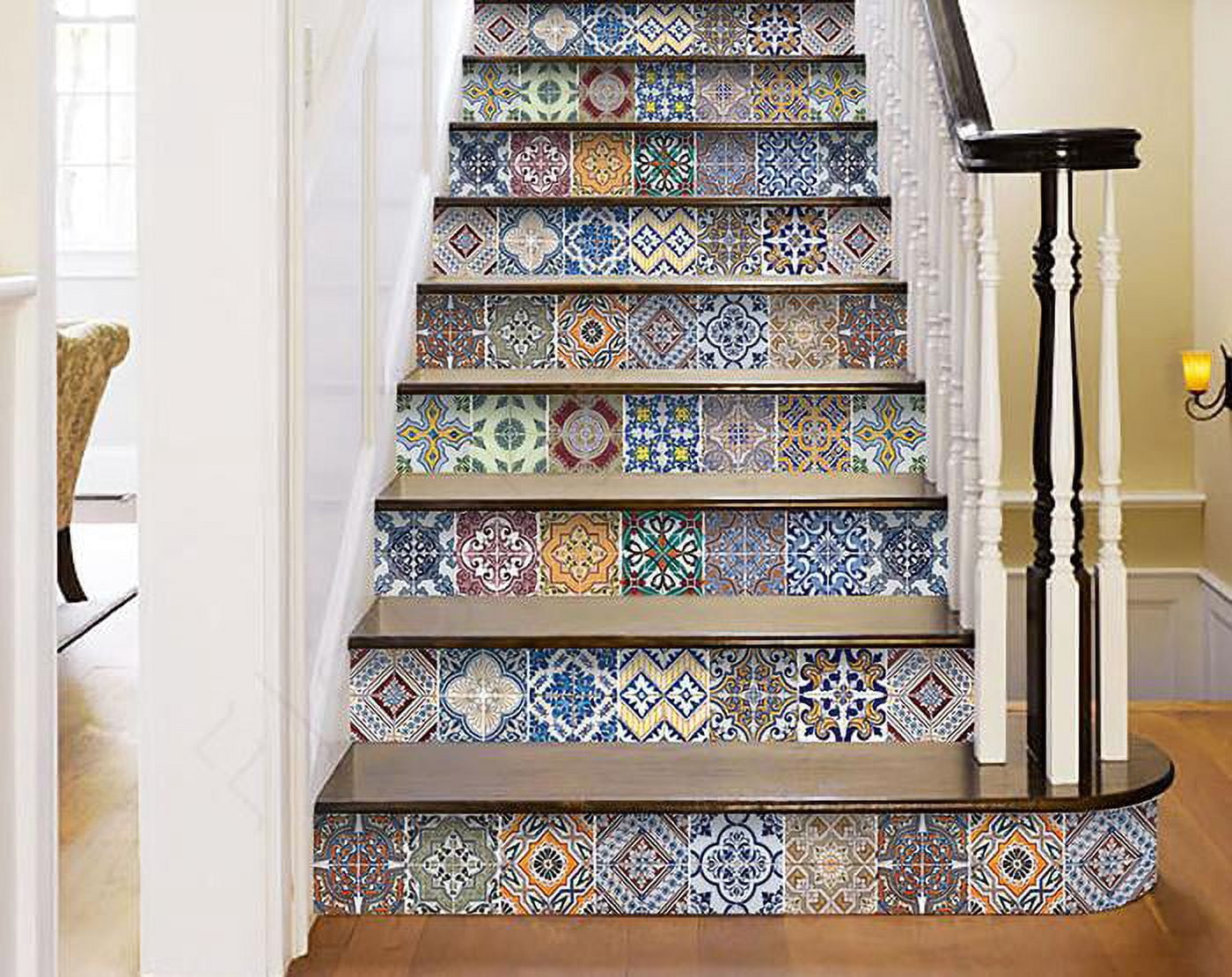 HomeRoots 400364 8 x 8 in. Linna Multi Blue Mosaic Peel & Stick Tiles