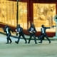 thumbnail image 5 of Set de 4 figuras en miniatura de ladrones disfrazados a escala 1/64, utilería para fotografía y decoración de oficina., 5 of 9