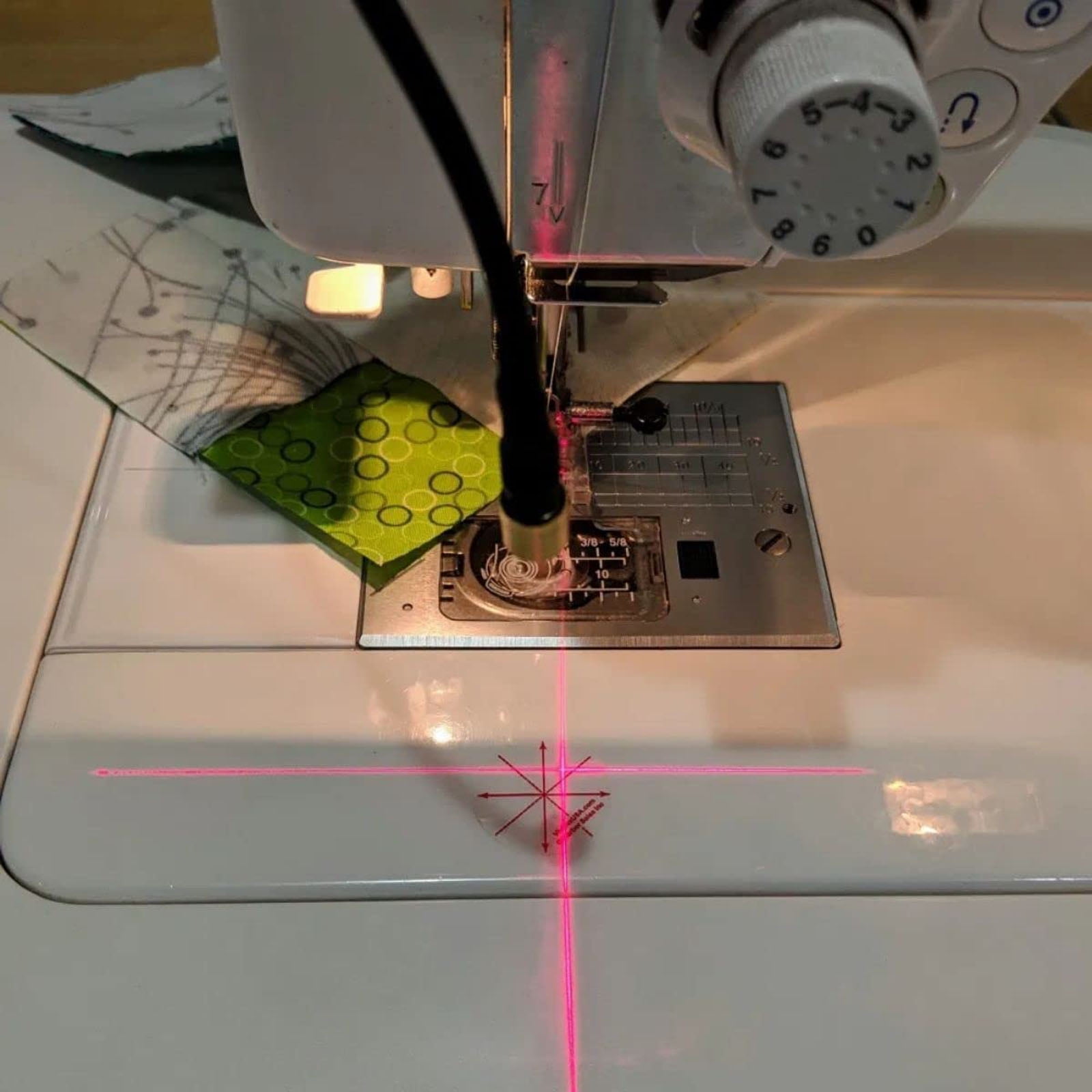 Laser Vision Guide，Sewing Machine Quilting Light , for Sewing Machine，Dot , Straight Line , Crosshair，for Precise Stitching