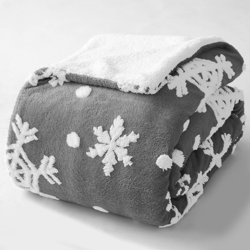Christmas Throw Blanket, Grey Snowflakes Sherpa Blanket for Holiday, Warm Winter Cabin Throw, Premium Microfiber & Soft Touch, Plush & Fluffy, Warm & Cozy for Couch, Sofa, Bed, 50"x60"