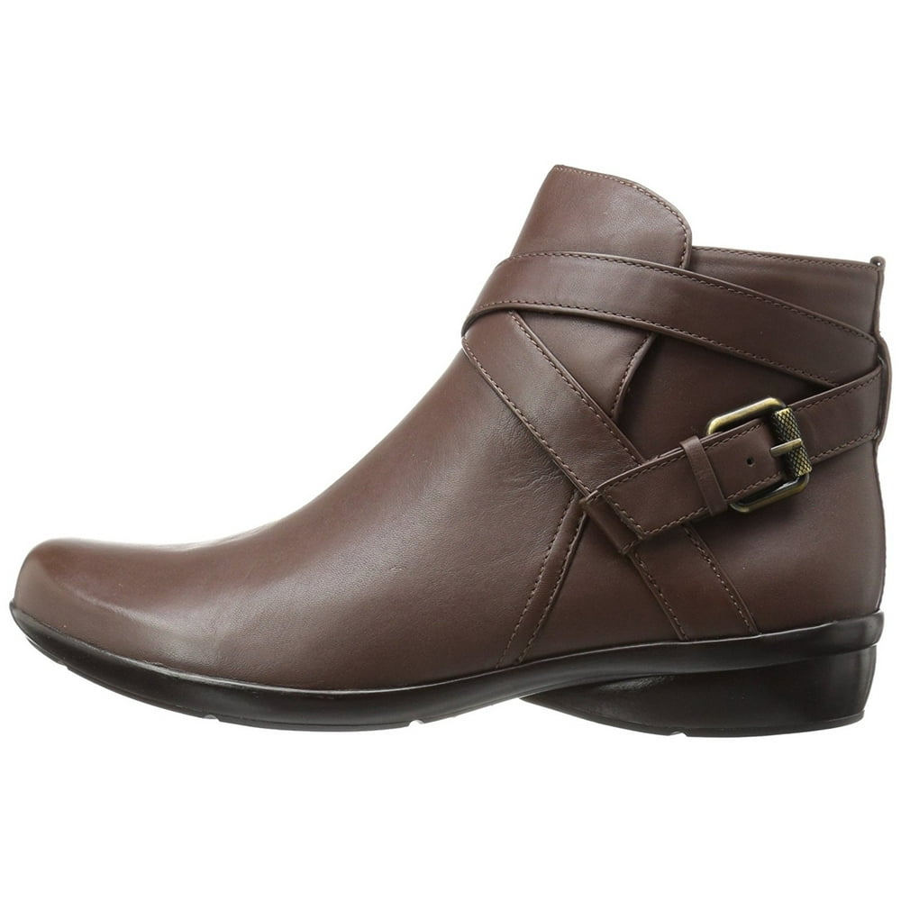 naturalizer cassandra leather ankle boots