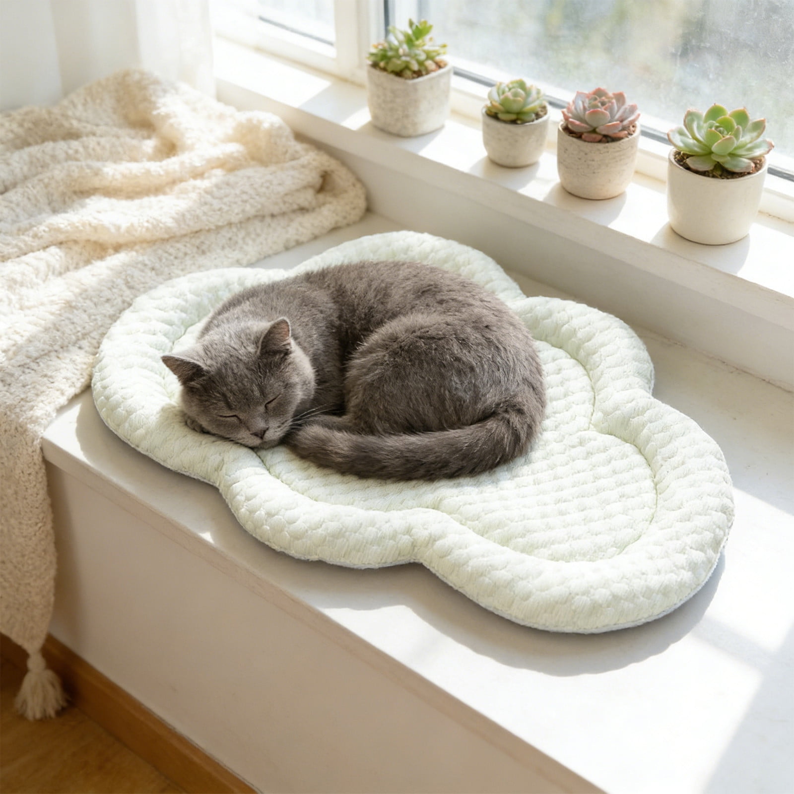 All Season Cooling Pet Bed, Breathable Summer Cool Mat for Dogs and Cats, Washable & Portable Dog Sofa Cushion, Non-Electric Chilly Pad for Hot Weather Indoor & Outdoor Use