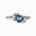 thumbnail image 3 of Estilo Europeo Y Americano de Moda Seis Garras Zirconia Incrustado Anillo, Lily Oro Anillo para las Mujeres, 3 of 5