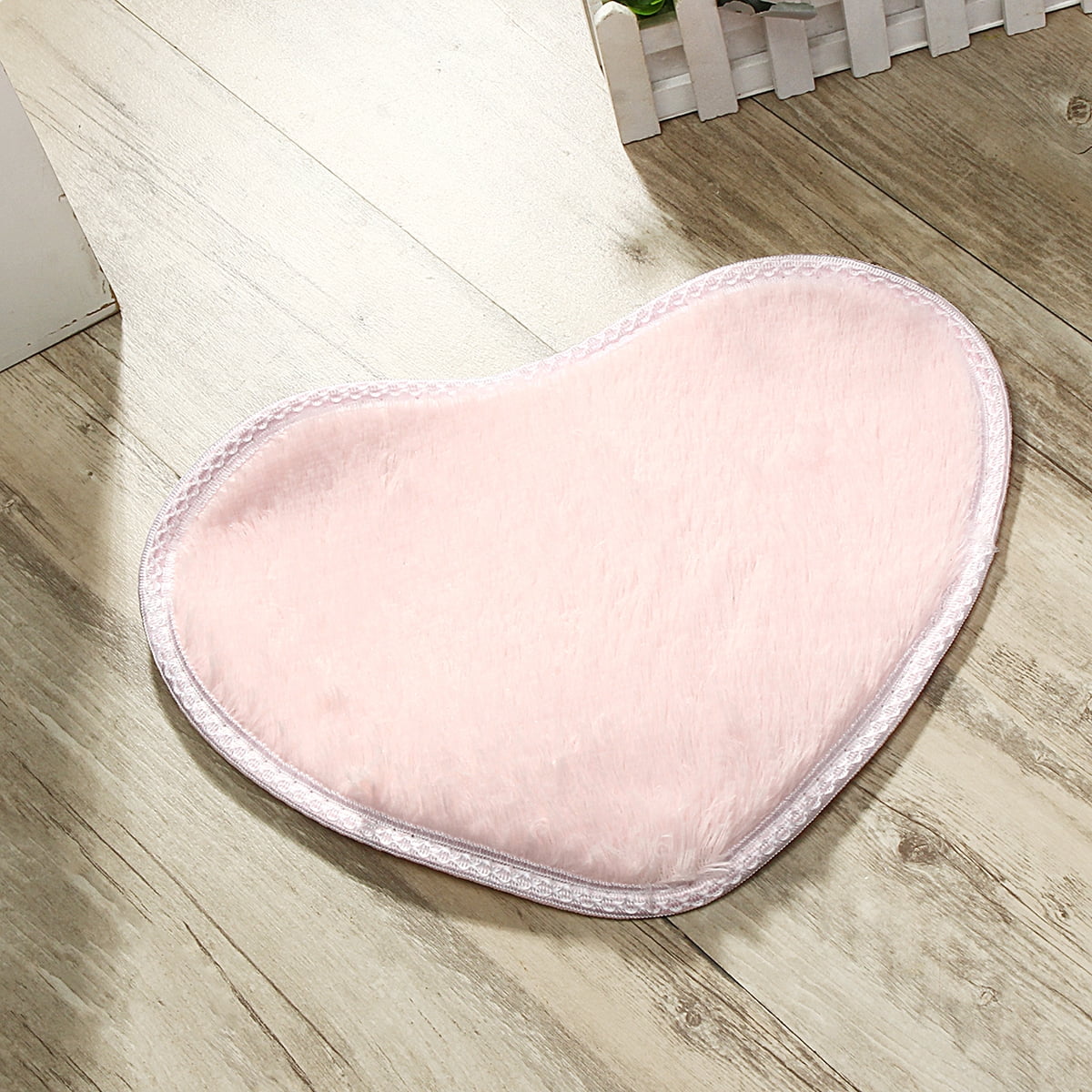 Soft Rug Fluffy Silky Carpet Heart Shape No Slip Mats Girls Bedroom Decor 11 8 15 7