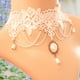 thumbnail image 3 of Collar de encaje blanco con imitación de perlas y colgante de bronce Sunnimix 13,3 pulgadas, 3 of 5