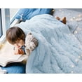 thumbnail image 3 of Manta Sherpa Blanket BENRON de 127 x 152 cm, color azul claro, suave, 3 of 8