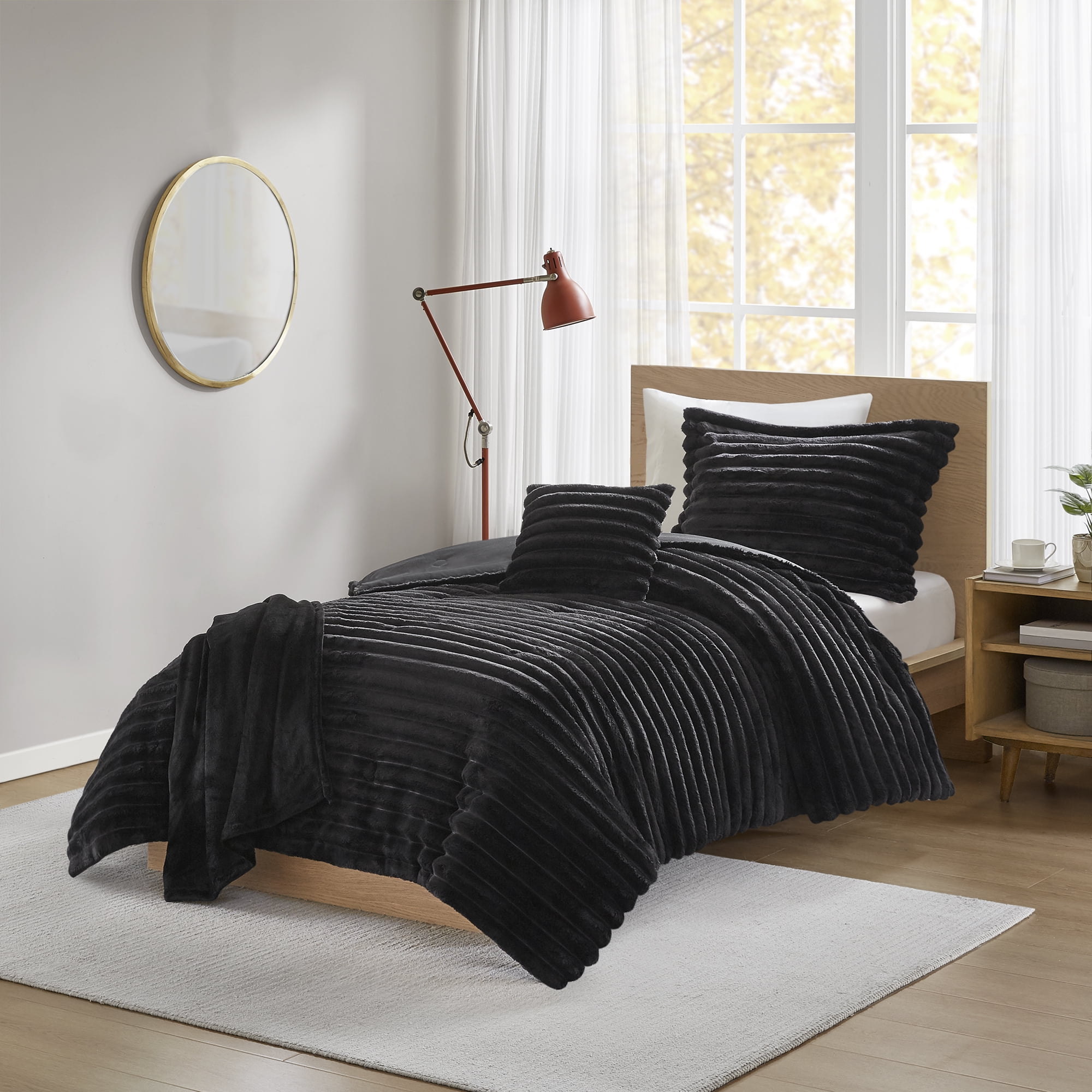Mainstays 4-Piece Black Cozy Plush Comforter Set, T/TXL