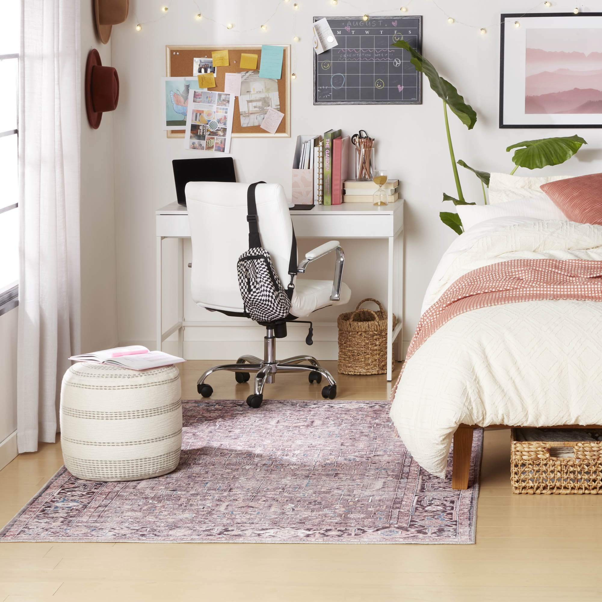 Everwash™ Callaghan Edith Distressed Vintage Machine Washable Area Rug, Lavender Grey, 3'11"x5'6"