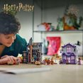 thumbnail image 4 of LEGO Harry Potter Ollivanders & Madam Malkin's Robes 76439 Ensemble de construction (744 pièces), 4 of 6