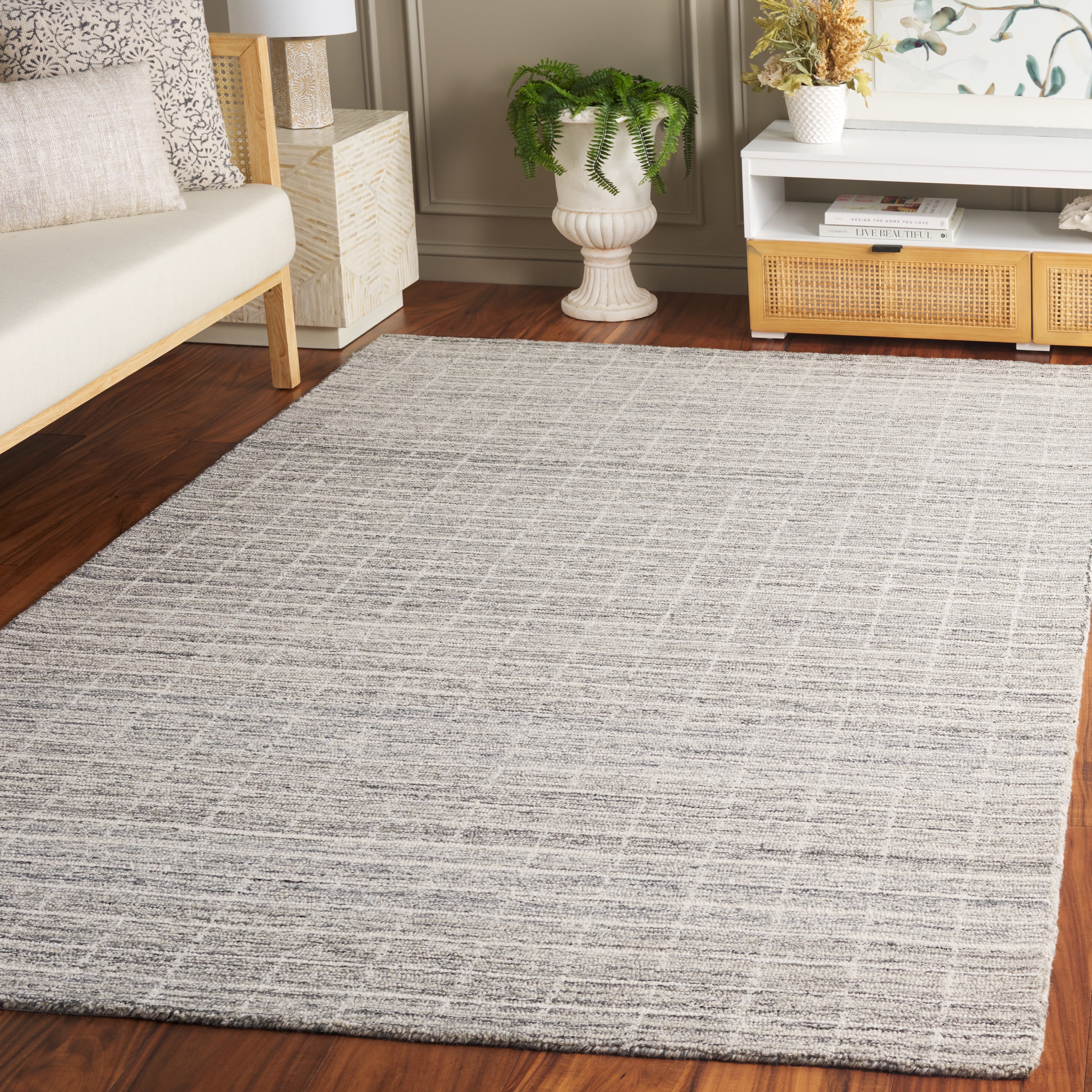 SAFAVIEH Ebony Garret Geometric Area Rug, Gray/Ivory, 6' x 6' Square