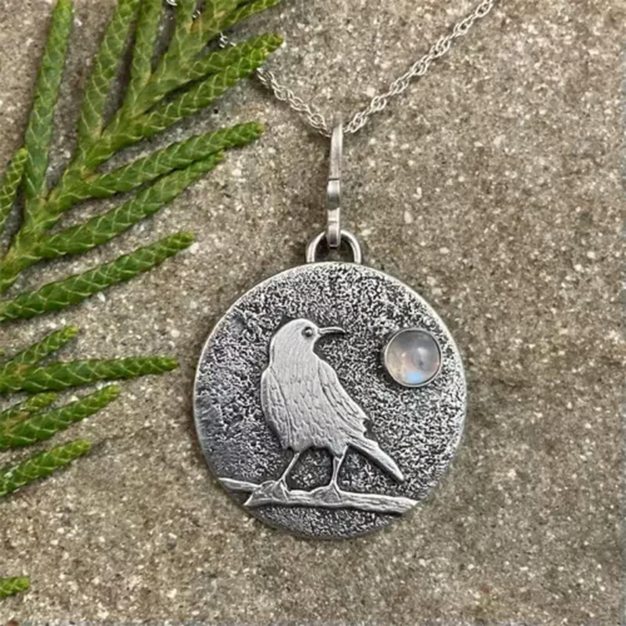 HOOUN Retro Style Moonstone Crescent Pendant Necklace Charm Ladies Gifts Witch Jewelry-23#Bird Moonstone Crow