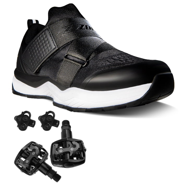 Cycling shoes with pedals and cleats Outlet