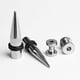thumbnail image 4 of Paquete de 36 tapones para los oídos expandibles (plateados) de metal, 18 tapones para los oídos expansores + 18 orificios dobles festoneados de acero inoxidable de 1,6 mm a 10 mm, 4 of 5