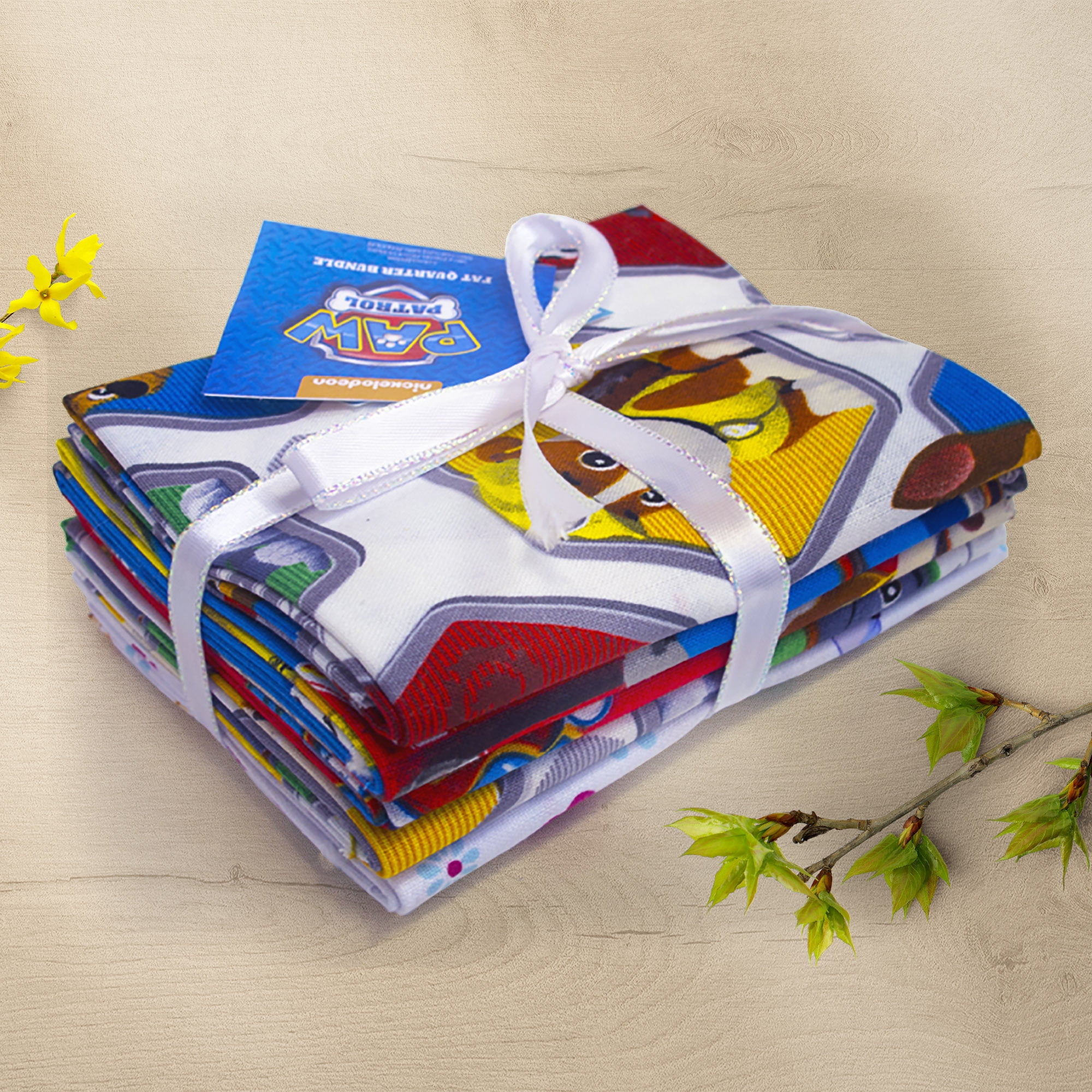 Paw Patrol Fat Quarter Bundle 100% Cotton, Red, for Quilting & Sewing, 5 Pieces