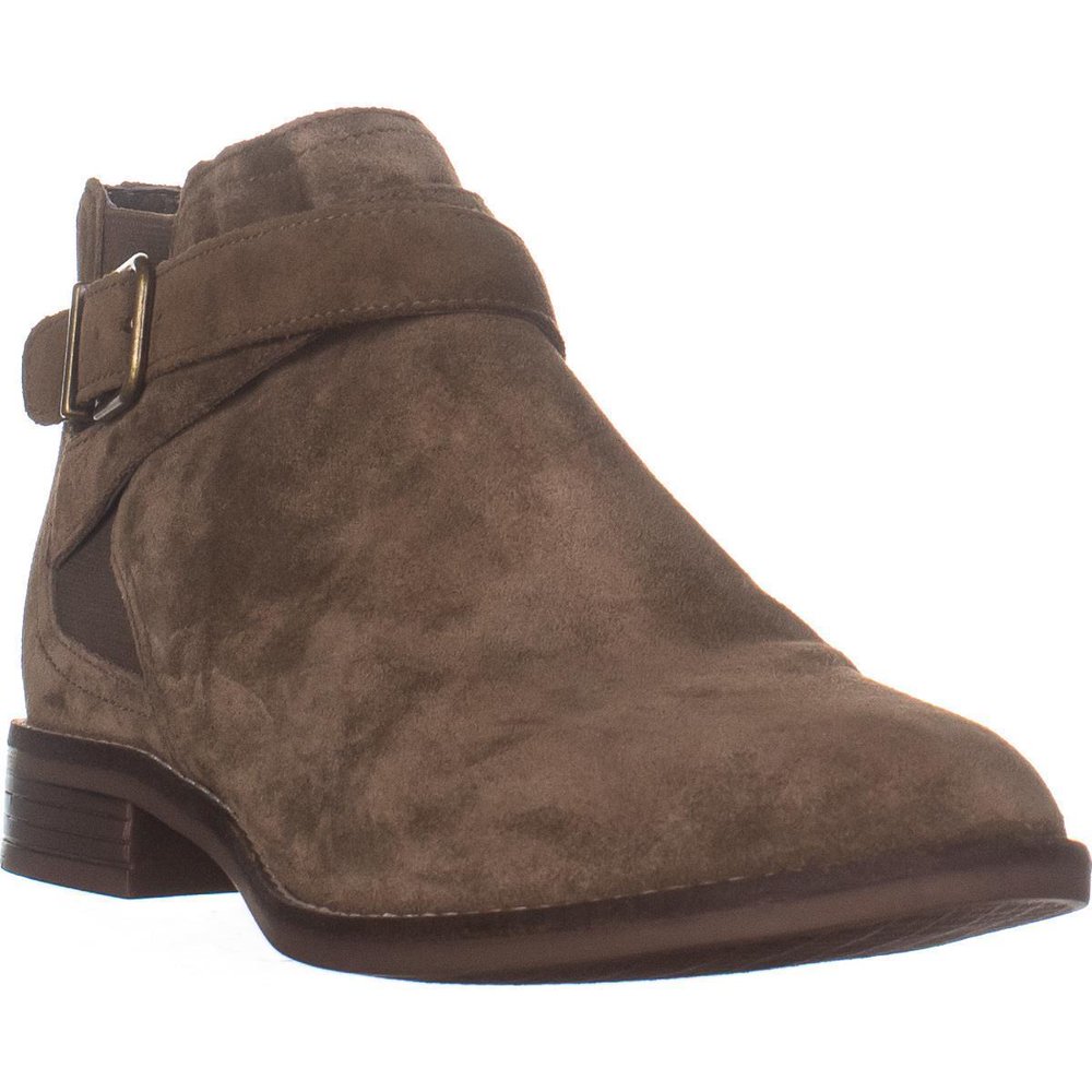 camzin hale clarks
