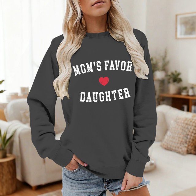 Chandail à Imprimé « Mom's Favor Daughter », Haut Décontracté de Mode pour Femmes à Col Rond et Manches Longues, Coupe Ample, Chandail à Enfiler avec Motif Attendrissant pour Tenues Assorties Mère-Fille Gris Foncé S