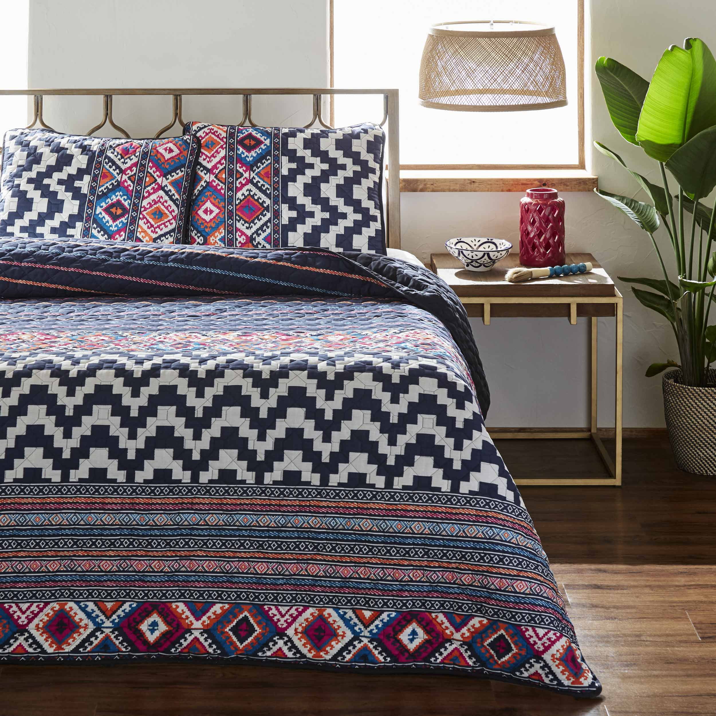 Azalea Skye Kilim Stripe Indigo Quilt Set, Full/Queen