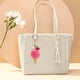 thumbnail image 5 of Ounissouiy Bolsa de llaveros colgante mano de obra fina tamaño compacto multiusos exquisito vellón felpa coche ornamento decorativo atractivo Artesanía Gris Ounissouiy HA074028-01, 5 of 6