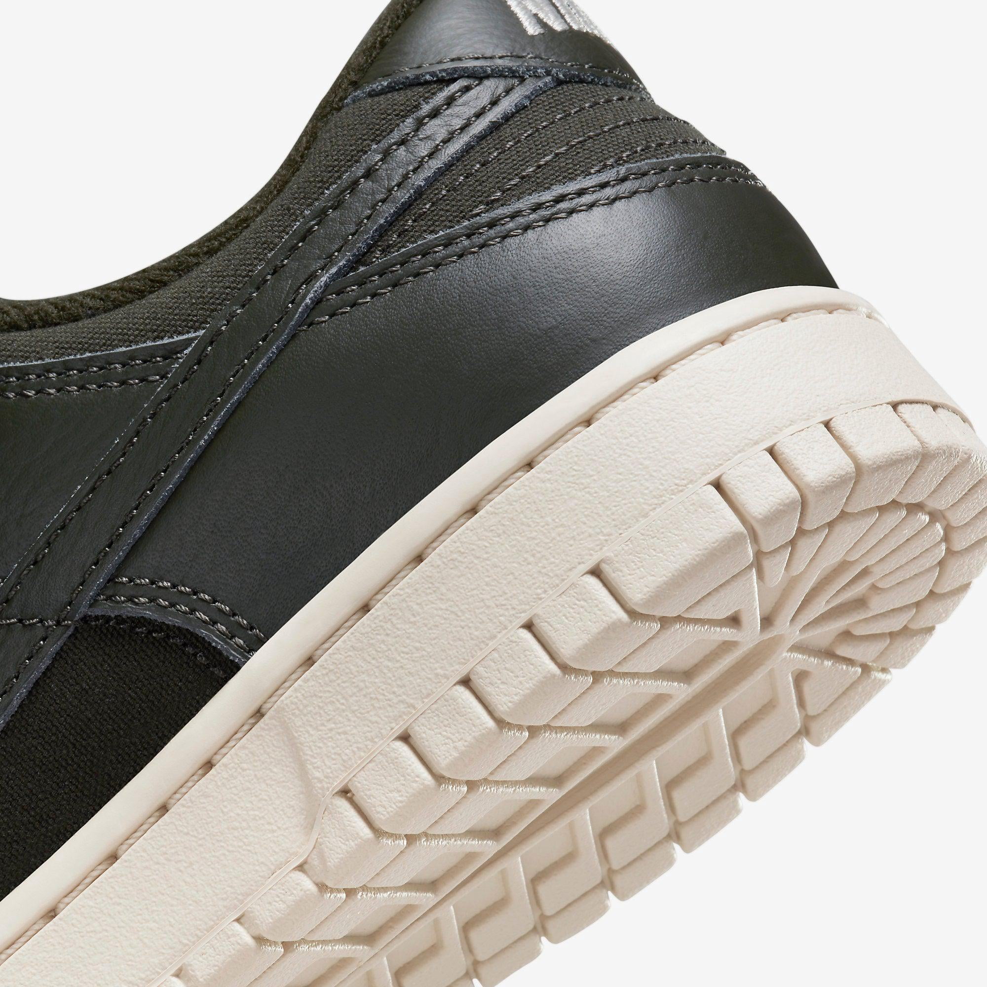 (Men's) Nike Dunk Low PRM 'Sequoia' (2023) DZ2538-300