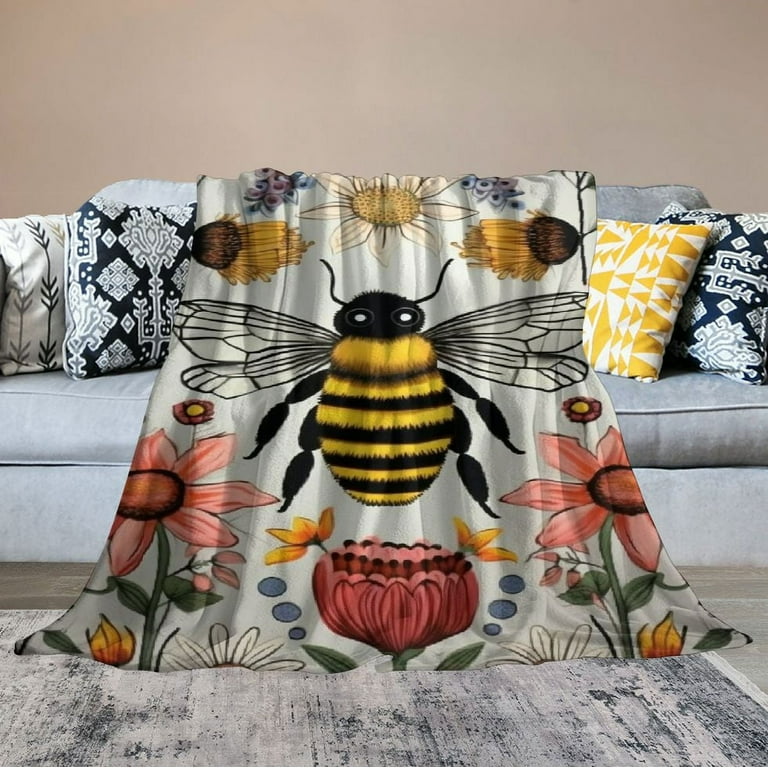 ARISTURING Bee Blanket Soft Cozy Cute Bee Plush Throw Blanket Bee