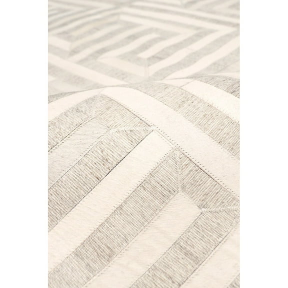 Pasargad Home Galaxy 4' x 6' Hand-Loomed Cowhide Multi Rug - All Ages, Indoors