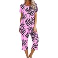 thumbnail image 1 of Liquidation d'Économies d'Été Iumwxz Pyjamas Doux Tendance Ensembles Assortis Ensembles d'Été pour Femmes Feuilles Graphique Col Rond Manches Courtes Taille Élastique Pantalons Raccourcis Tenues pour Femmes Saint-Valentin, 1 of 4