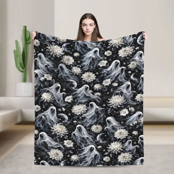 Halloween Ghost Blanket Black White Floral Flannel Throw Blanket Spooky Gift for Women Home Decor 50x40 in