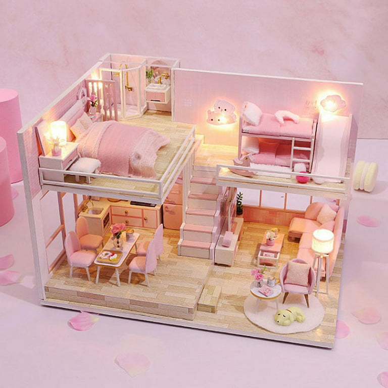 Dollhouse Miniature Pink Heart Napkin Rings and Hot Pink Cloth Napkins - Set  of 4 - 1:12 Dollhouse Miniature - The Petite Provisions Co.