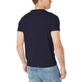 thumbnail image 3 of Camiseta Tommy Hilfiger de manga corta con cuello redondo y bolsillo para hombre, 3 of 5