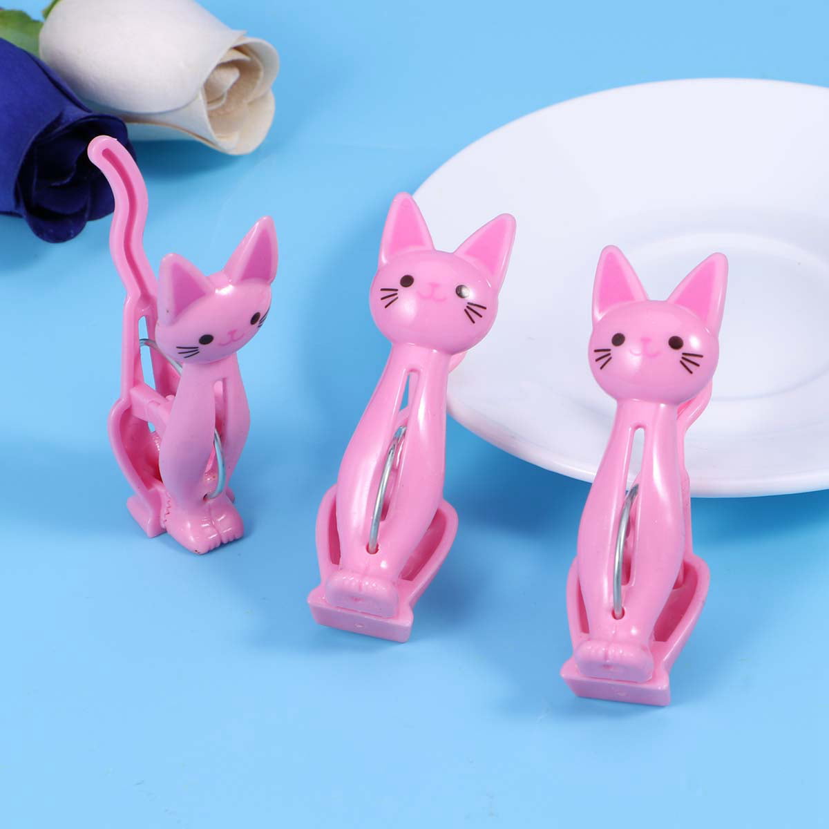4Pcs/Set Plastic Cartoon Cat Clothes Pin Clips Clamps Hanging Laundry Pegs Hooks 