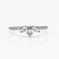 thumbnail image 3 of Anillo de muestra de pétalo brillante con diamantes bañado en plata, anillo de lujo con forma de copo de nieve y flores, regalo sorpresa, 3 of 5