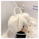 thumbnail image 4 of Bolso de conejo, bolso portátil, moderno, con diseño de nube, plegable, bonito bolso cruzado de felpa, bolso de un solo hombro, 4 of 6