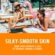 thumbnail image 5 of Crema solar Banana Boat, aceite de bronceado profundo SPF 4, 240 ml, paquete doble, 5 of 7