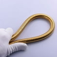 thumbnail image 2 of Manguera de ducha flexible antitorceduras dorada de 59 pulgadas en acero inoxidable con conector de latón macizo, 2 of 5