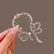 thumbnail image 1 of Horquilla con borlas y flores de perlas para el pelo, pinza para el pelo con forma de disco en la parte posterior, accesorio para el pelo de alta calidad para mujer, 1 of 6