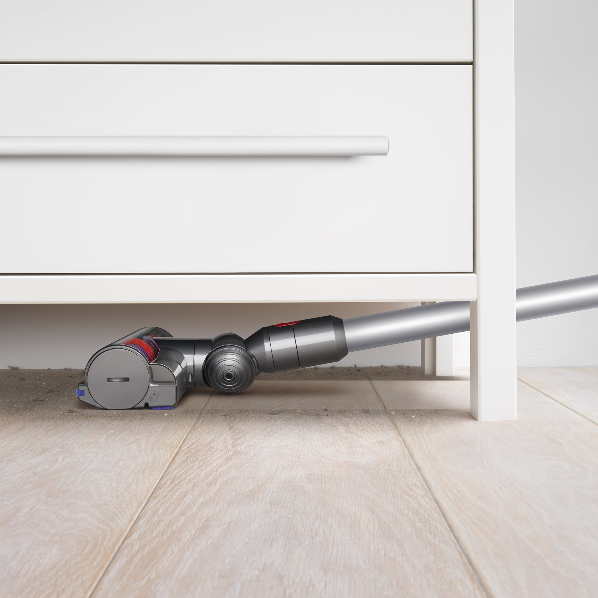 Restored Premium Dyson V7 Advanced Origin Cordless Vacuum | Silver (Refurbished)