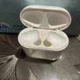 thumbnail image 3 of Coque de Remplacement pour AirPods 2ème Génération A2031, A2032 Blanc, 3 of 3