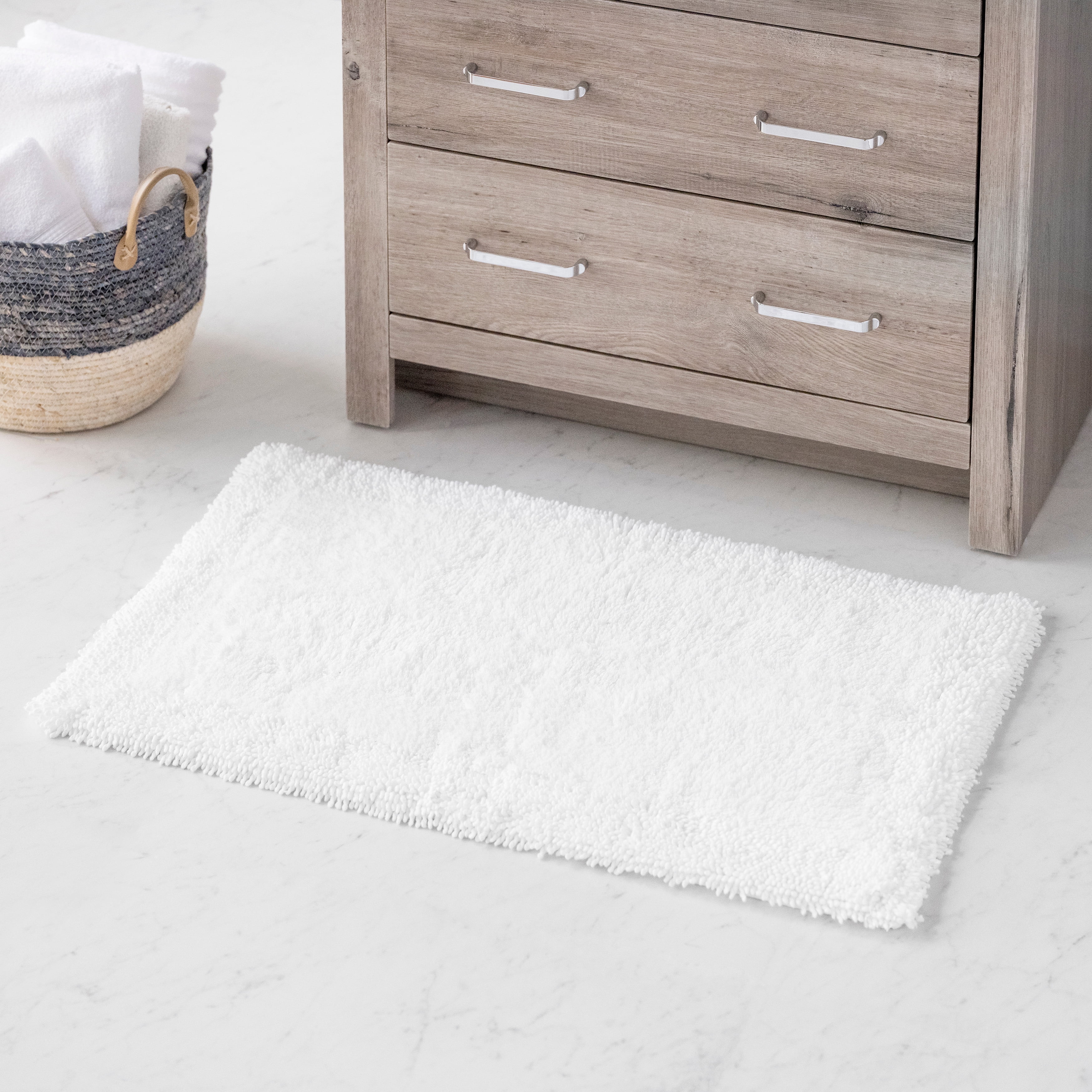 Hotel Style Cotton Blend Solid Bath Rug, 17" x 24" White