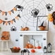 thumbnail image 3 of Pequeña araña de peluche de Halloween, juguete realista de araña de peluche, decoración aterradora para fiesta de Halloween, casa embrujada, decoración de patio interior y exterior, 3 of 6