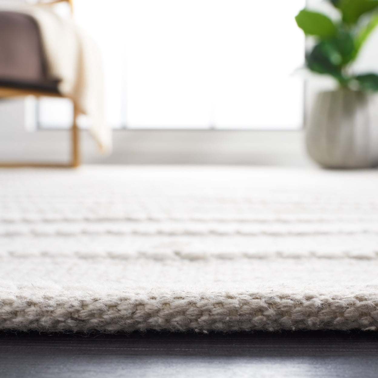 SAFAVIEH Kilim Mayra Striped Polyester Area Rug, Light Grey/Ivory, 8' x 10'