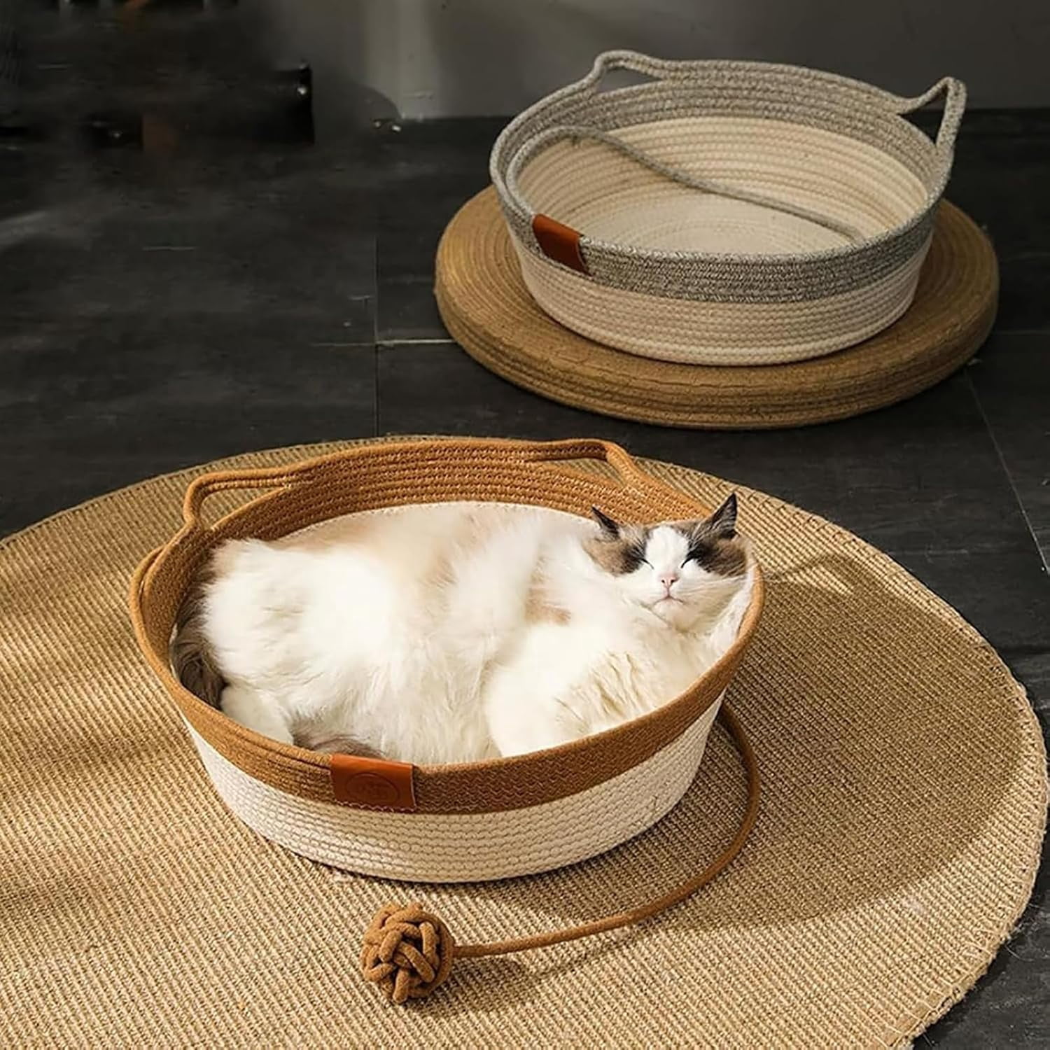 Basket for Cats with Durable Cotton Rope Weave, Handwoven Cat Bed with Built-in Washable Scratching Pad, Toy Tail for All-Season Indoor Comfort of Small Large Cats & Dogs.