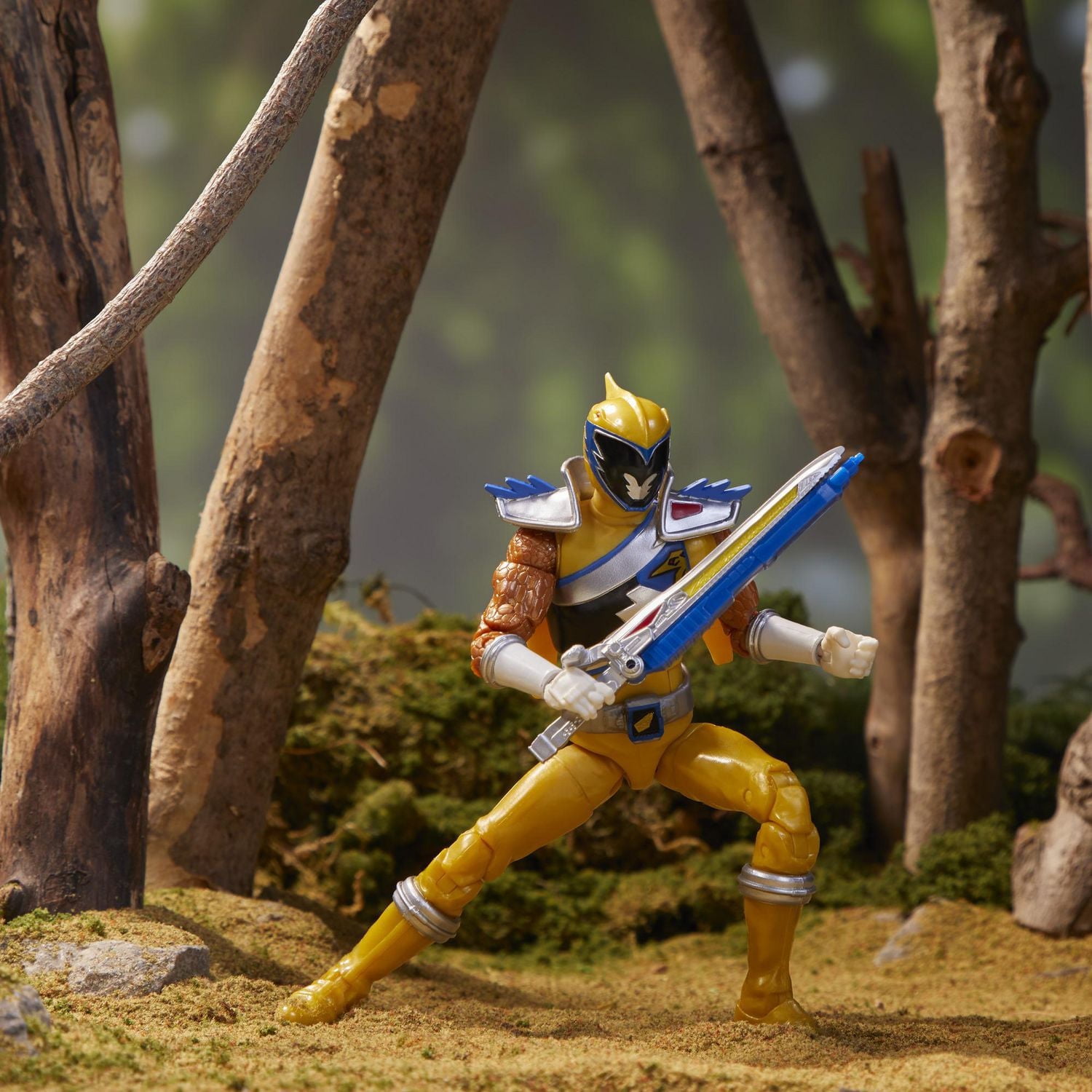 Power Rangers 6-Inch Lightning Collection Collectible Gold Ranger Action Figure