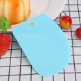 thumbnail image 5 of Molde de Cocina 3 unids/set dientes irregulares borde DIY crema rascador suave pastel espátula (azul) Ehuebsd Libre de BPA, 5 of 5