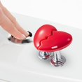 thumbnail image 1 of Botón de presión del inodoro perfecl en forma de corazón rojo, 1 of 8