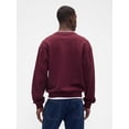 thumbnail image 2 of Sudadera para Hombre GAP con Logo y Cuello Redondo en Polar Rojo Toscano Talla M, 2 of 4